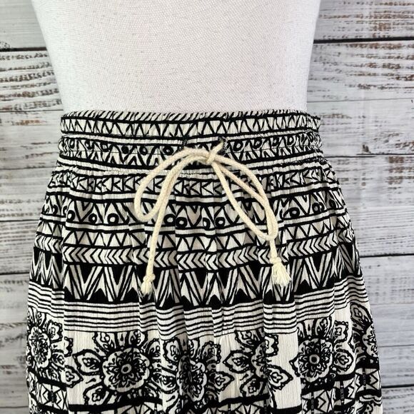 L.A. Harts Skirt size Small Black White Paisley Retro Flowers Hippie Midi Boho - Picture 6 of 13